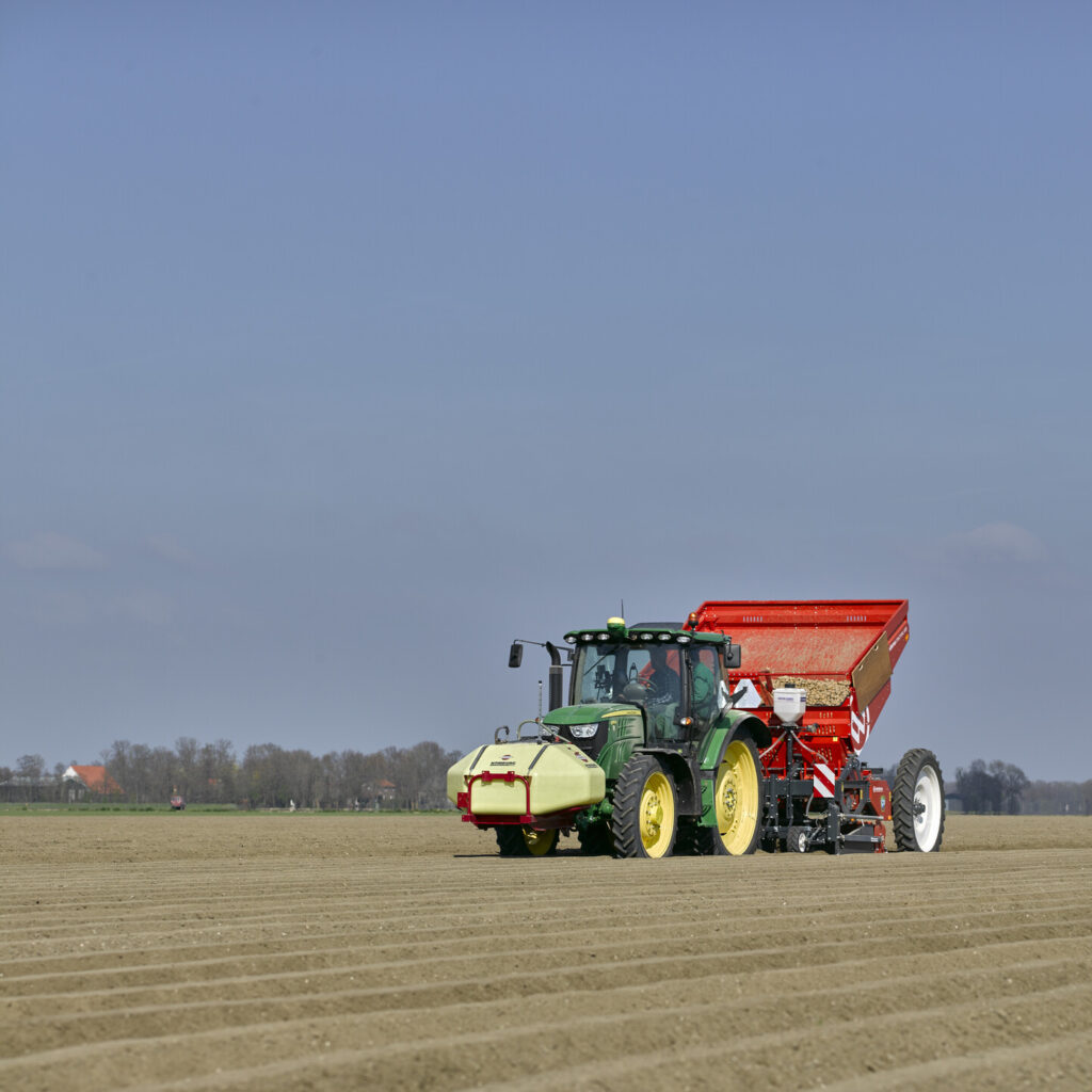 Aardappels worden gepoot